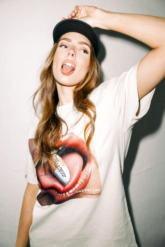 Zero Fucks - Oversized unisex faded t-shirt